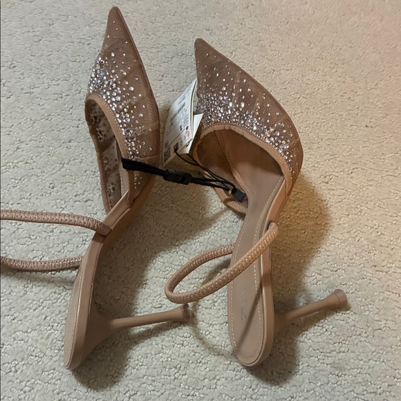 BNWT Zara Women's Sparkling Tan Slingback Heels⭐️ - Picture 4 of 6